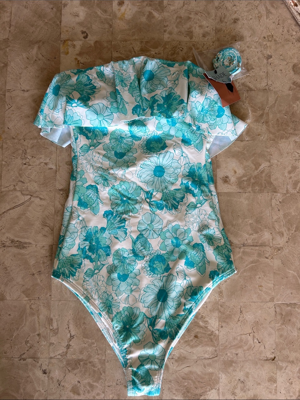 NWT Shade & Shore Women's Floral Print Ruffle Bandeau Cheeky Swimsuit Size XS